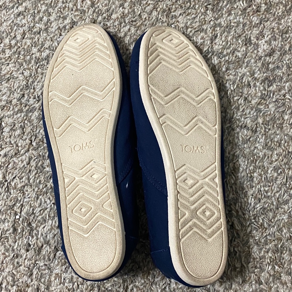 Toms Slip-On Canvas Flats in Navy - Picture 2 of 5